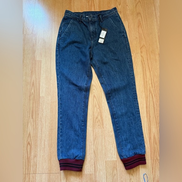 Carmar | Aliena High Rise Athletic Denim Blue Jeans Size 26 NWT $208 MSRP - Picture 2 of 6